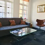 City Hotel Apartments 公寓式酒店