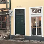 公寓式酒店 City Hotel Apartments 3*