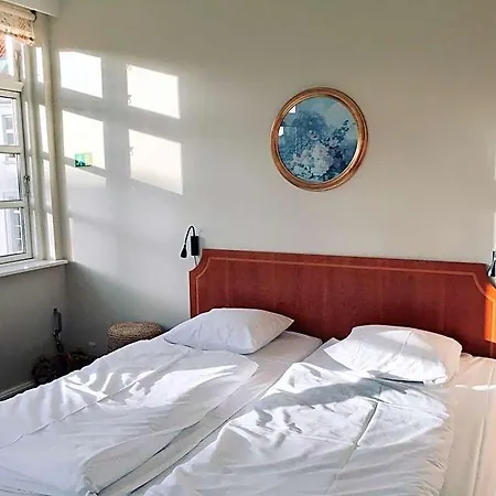 City Hotel Apartments