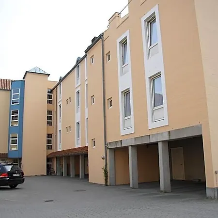 City Hotel Apartments